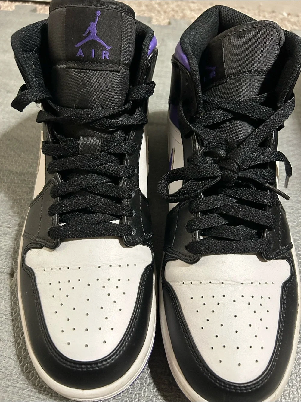 🔥 Nike Air Jordan 1 Mid Dark Iris — Men’s Size 9